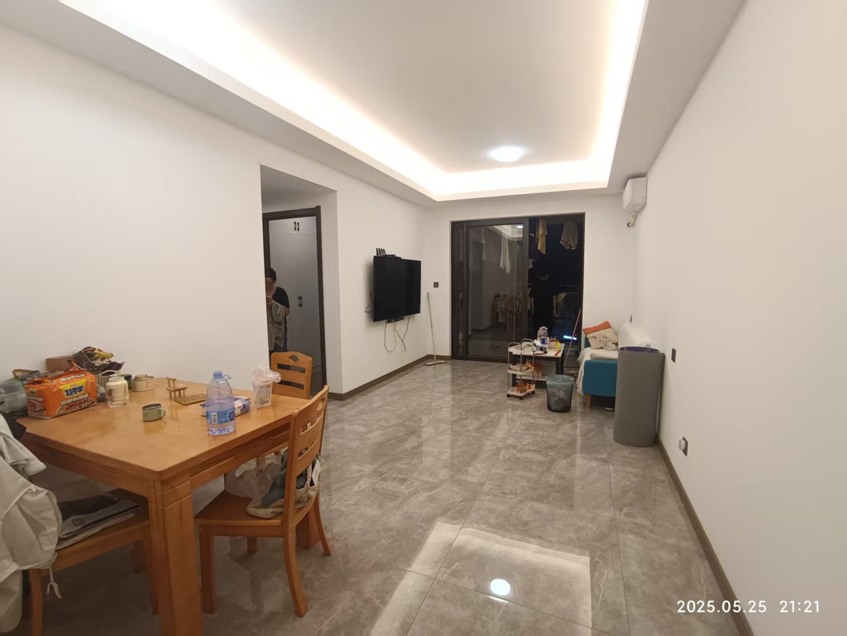 万悦花园 家具家电 齐全出租